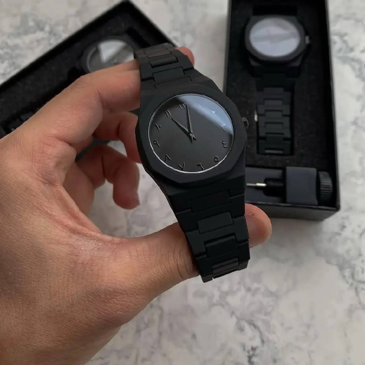 Minimalist Sport Saat